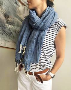 Sarong absorbente suave de algodón tejido a mano con borlas Nomad chal de gran tamaño - Product Image 1