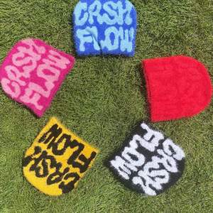 Gorro de invierno de Mohair personalizable de alta calidad, gorro de punto con logotipo de patrón impreso a la moda, gorros de Color sólido MOQ bajo - Product Image 4