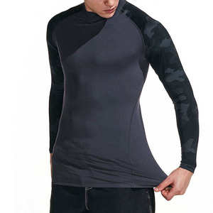 T-shirt de sport compressif à manches courtes, imprimé sur mesure, séchage rapide, pour entraînement fitness, gym et athlétisme - Product Image 4