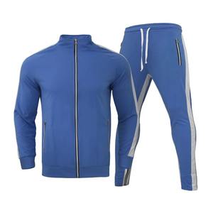 Conjunto Deportivo de Invierno de Alta Calidad 100% Algodón para Hombre, Corte Regular, Transpirable, Pantalones Deportivos y Sudadera con Capucha - Product Image 4