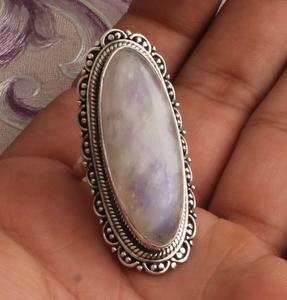 แหวนเงินสเตอร์ลิงสีรุ้งรูปพระจันทร์925แฮนด์เมดแหวนหมั้นอัญมณีวงรีดีไซน์เนอร์ของขวัญสุดหรูสำหรับเธอ - Product Image 3