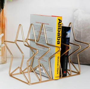 ชั้นวางนิตยสารทำจากโลหะทรงสามเหลี่ยมที่ทันสมัยและระบายอากาศได้สำหรับจัดระเบียบเอกสารวารสาร - Product Image 3