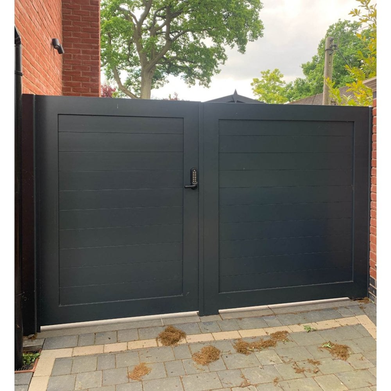 Easily Assembled Customized Fancy Gate Aluminum
