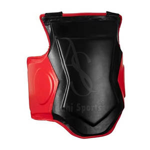 Protector de pecho de cuero de ajuste seguro con carcasa exterior duradera Protector de pecho de artes marciales de cobertura completa con correas - Product Image 2