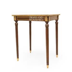 Juego de Mesas de Servicio Ovaladas Clásicas de Lujo con Marcos de Madera Sólida y Detalles en Oro Antiguo para Interiores Elegantes - Product Image 5