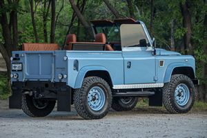 MEJOR OFERTA DEFENDER 90 TURBO DIESEL 4X4 1999, VOLANTE A LA IZQUIERDA, EN PERFECTO ESTADO, IMPECABLE, EXCELENTE CONDICIÓN, ELECCIÓN PREMIUM, EXPORTACIÓN - Product Image 2