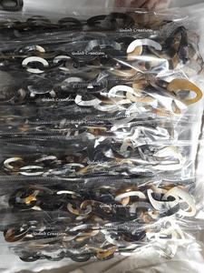 Collar con colgante de cuerno de búfalo natural hecho a mano para mujer, joyería de declaración Tribal ligera - Product Image 5