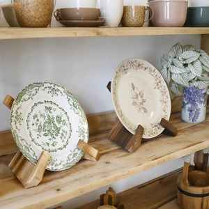 Support artisanal en bois pour livres, assiettes et photos, pour une présentation élégante, un support robuste et un attrait intemporel pour la décoration intérieure - Product Image 6
