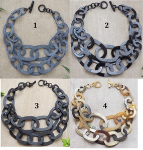 Collar de Lujo Hecho a Mano con Cuerno de Búfalo, Joyería Natural y Sostenible para Mujer, Alta Calidad - Product Image 2