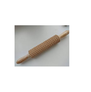 Rouleau à pâtisserie en bois en forme de rouleau à pâte pour Noël et taille personnalisée et design d'aspect sculpté - Product Image 1