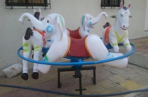 2025 Merry Go Round Kids equipo de juegos para interiores y exteriores juego suave Merry Go Round juego suave del vendedor mundial - Product Image 4