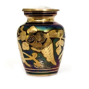 Urnas de recuerdo de cremación de latón de alta calidad con grabado de color dorado y blanco terminado para cenizas humanas-Suministro funerario - Product Image 3