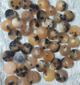 กระดุมเขาสัตว์เปล่า ทำจากวัสดุธรรมชาติ เป็นมิตรกับสิ่งแวดล้อม งานฝีมือประณีต สีธรรมชาติ งานศิลปะสะสม นำเข้าโดยตรงจาก Sheeri - Product Image 3