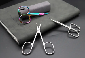 Ciseaux de manucure incurvés en acier inoxydable avec pointe pointue précise Outil de beauté sûr pour le toilettage, la pédicure et la coupe des cuticules des ongles - Product Image 5