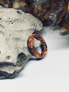 Anneaux en résine acrylique de forme ronde, fabriqués à la main, anneaux d'amour pour femmes, bijoux de fête, vente en gros au meilleur prix - Product Image 5