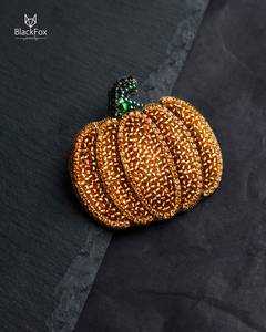 Broches con cuentas Broche de diseñador hecho a mano. Accesorios de alta calidad. Broche de diseño único. El mejor regalo para baby shower. - Product Image 5