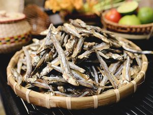 Pescado Anchoa Seco Natural de Primera Calidad de Vietnam /Ms.Sohee - Product Image 2