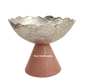 Plateado Metal Latón Cuenco Mesa Clásico Bajo Precio Alto Exigente Hecho a mano Venta al por mayor Tradicional Metal Frutero - Product Image 4