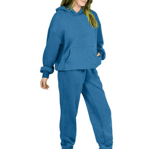 Conjunto Deportivo de Sudadera con Capucha y Pantalones de Chándal de Algodón para Mujer, Ropa Deportiva OEM, Sudadera con Capucha Ajustada y Pantalones de Chándal, Ropa Femenina a Precio Razonable - Product Image 3