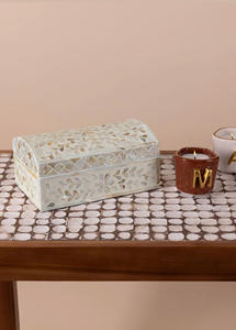 Boîte à bijoux rectangulaire avec couvercle en nacre, boîte cadeau blanche naturelle, vente en gros au Vietnam. - Product Image 5