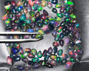 Opale naturelle en pierre précieuse, forme poire, taillée à la main, pour la fabrication de bijoux et accessoires, composants, pierre en vrac - Product Image 2