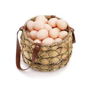 ตะกร้าหวายทรงไข่สไตล์ฟาร์มเฮาส์ยอดนิยม พร้อมหูหิ้ว สำหรับใส่ไข่สด ตะกร้าเก็บเกี่ยวอเนกประสงค์ ทำด้วยมือ ขายส่ง - Product Image 1