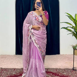 Sari de Organza de Diseño con Bordado de Piel Sintética y Lentejuelas con Diseño en Relieve para Fiestas y Festivales de FabZone - Product Image 1