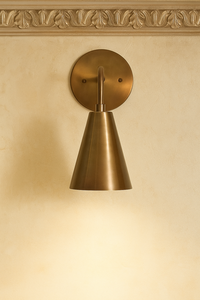 Lámpara de pared cónica de latón pulido estilo Mid-Century CH |   Lámpara de Techo Italiana, Decoración Navideña para Bodas, Modelo Calvin Handicraft - Product Image 4