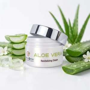 Crème éclaircissante à l'aloe vera HerboGate, crème revitalisante à l'aloe vera 50 ml, hydratant pour tous types de peau, utilisation de jour, crème pour le visage à base de plantes - Product Image 6