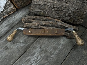 Cuchillo curvo grande. Cuchilla afilada. Forjado a mano de acero al carbono endurecido, mango de ceniza ergonómico, con funda de cuero. - Product Image 6