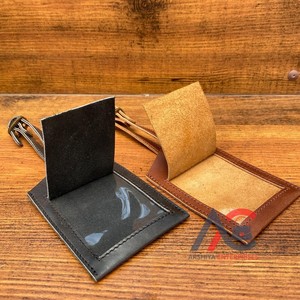 Etiquette personnalisée en cuir véritable avec logo et porte-passeport Etiquettes de bagage vierges en cuir pour cadeau promotionnel pour cadeau de mariage - Product Image 1