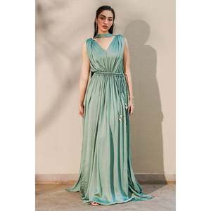 Robe fourreau Aquaria Empire Waist en satin - Product Image 1
