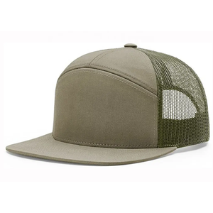 Gorras de camionero Ri 168 de alta calidad personalizadas OEM y ODM, gorras de camionero de malla polivinílica estructurada de 7 paneles personalizadas para actividades al aire libre - Product Image 3