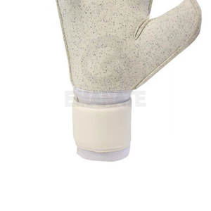 Guantes de Portero Profesionales de Piel de Alta Calidad con Diseño Personalizado, Cierre de Velcro, Unisex - Product Image 6