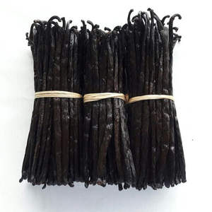 Vente en gros de fèves planifolia vanille noire biologiques de qualité supérieure séchées style grade A + dans un emballage en vrac de 25kg - Product Image 2