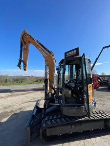 Miniexcavadora CX65D de 4 Toneladas con Cucharón de Excavación, Componentes Hidráulicos, Motor Yanmar de 20kW de Potencia - Product Image 3