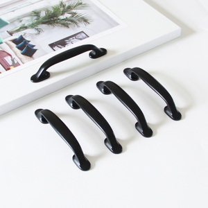 Manijas Modernas Contemporáneas de Plástico Negro Mate para Muebles de Cocina de Exterior, Tiradores Octagonales Duraderos para Puertas de Armario - Product Image 1