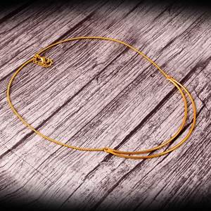 Collar Chapado en Oro de 18k para Uso Diario con Colgante de Barra Curva y Cadena Delgada, Joyería Minimalista de Moda para Mujer - Product Image 1