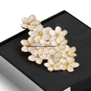 Stylish <b>Napkin</b> <b>Holder</b> for Home Hotel & Restaurant Gold Color Modern design Square Aluminium <b>Napkin</b> <b>holder</b> Tissue Boxes Tabletop - Product Image 4