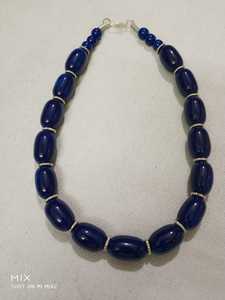Collar de cuentas de resina más vendido por Unique Craft India Colgante de estilo moderno colorido con modelo de artesanía de media luna - Product Image 2