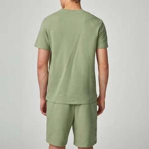 Trajes de chándal personalizados con logotipo para hombre 2025 Conjuntos cortos Joggers Hombres Verano 100% Algodón de calidad superior Conjuntos de camisetas y pantalones cortos para hombre - Product Image 3