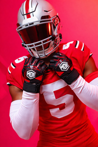 Gants de football haute adhérence avec protection des doigts rembourrée, paume antidérapante et support du poignet pour clubs, vente en gros OEM - Product Image 2