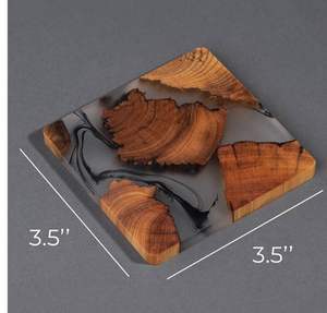 แผ่นรองแก้วเรซิ่นไม้แบบกำหนดเอง สร้างสรรค์เพื่อความต้องการของขวัญส่วนตัวในช่วงเทศกาลเฉลิมฉลองของครอบครัว - Product Image 1