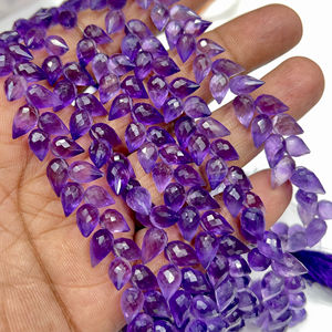 Cuarzo Amatista Púrpura Natural AAA, Facetado, en Forma de Lágrima, Taladrado, Hilo de 8 Pulgadas, Aprox. 6x9mm - Product Image 1