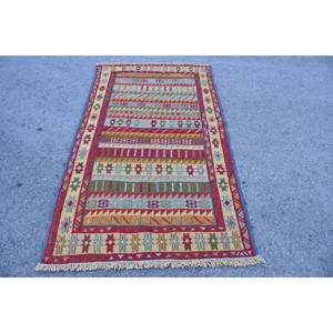 Alfombra Kilim turca Vintage de 36x63ft, lana roja con patrón abstracto y respaldo de látex para dormitorio de entrada o espacio habitable - Product Image 1