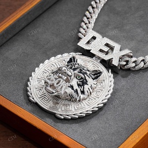 Iced Out Rond Lettre Motif DEX 250 Moissanite Pendentif Personnalisé Hip Hop 925 Argent Haute Qualité Mâle Roi Pendentifs Fine Jewelry - Product Image 3