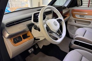 SUPER CLEAN 2025 VOLKSWAGEN ID. BUZZ LISTO PARA ENVIAR - Product Image 3