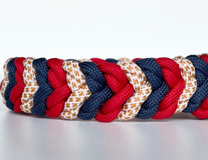 Nuovo Stile <span class=keywords><strong>2026</strong></span> Collare e Guinzaglio per Cani di Lusso Personalizzati Fatti a Mano alla Moda in Paracord Intrecciato Durevole nei Toni Rosso e Blu - Product Image 4