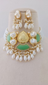 ชุดสร้อยคอทองเหลืองคุณภาพสูงพร้อมเอฟเฟกต์ไข่มุกหลอมเหลวลายทองสายโซ่ไม้ไผ่ออกแบบได้ตามต้องการ - Product Image 3