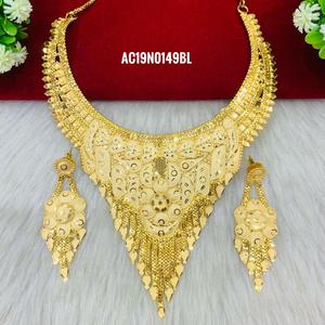 Nuevo Diseño de Conjunto de Collar Chapado en Oro - Product Image 3